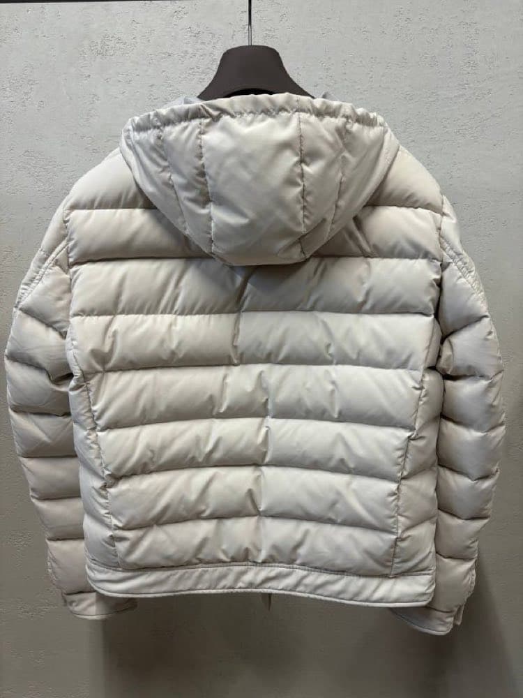 Куртка Eleventy из материалов Loro Piana (в наличии последний размер - 52)