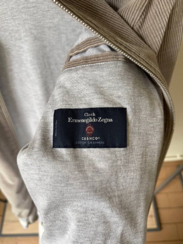 Бомбер Eleventy ( материалы Zegna )